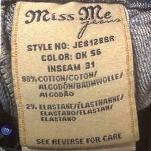 Miss me Jean's 28 waist 31 length